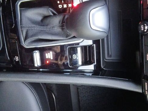 New 2026 Jeep Compass Latitude image 22