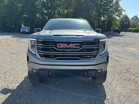 Used 2023 GMC Sierra 1500 AT4 w/ AT4 Preferred Package AWD/4WD image 7