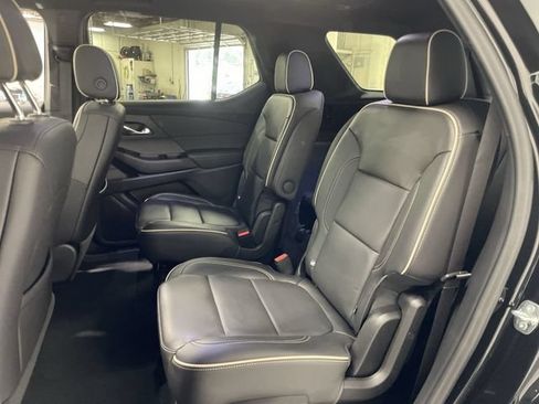 Used 2023 Chevrolet Traverse Premier w/ Redline Edition AWD/4WD image 23
