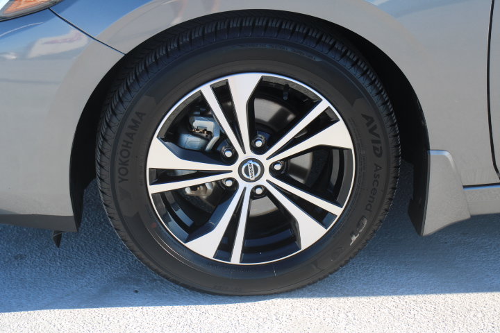 Used 2021 Nissan Sentra SV FWD image 9