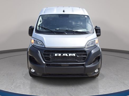 New 2026 RAM ProMaster 2500 w/ Premium Convenience Group FWD image 3