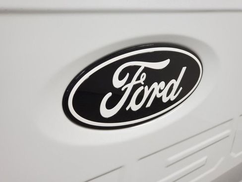 New 2026 Ford F150 XLT w/ Equipment Group 302A MID AWD/4WD image 27