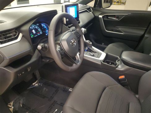 Certified 2024 Toyota RAV4 SE image 14