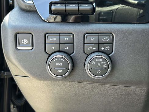 New 2026 Chevrolet Silverado 2500 High Country w/ High Country Premium Package AWD/4WD image 19