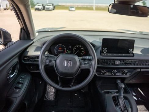 Used 2024 Honda HR-V LX image 14