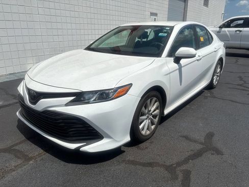 Used 2019 Toyota Camry LE FWD image 1