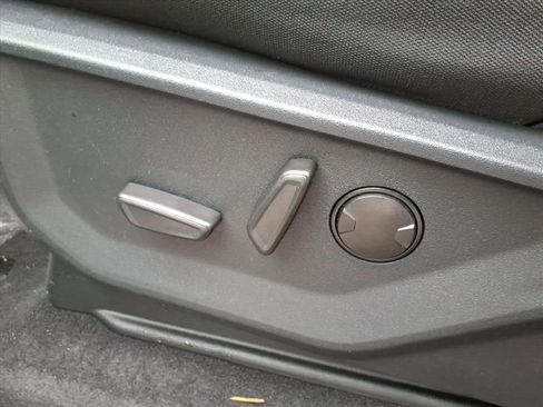 New 2026 Ford F150 XLT w/ Equipment Group 302A MID AWD/4WD image 19