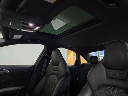 Used 2018 Audi S6 Premium Plus image 25