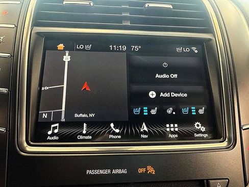 Used 2018 Lincoln MKX Reserve w/ Lincoln MKX Climate Package AWD/4WD image 11