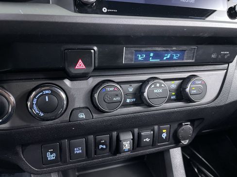 Used 2023 Toyota Tacoma TRD Sport w/ Advanced Technology Package AWD/4WD image 16