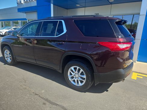 Used 2021 Chevrolet Traverse LT AWD/4WD image 8
