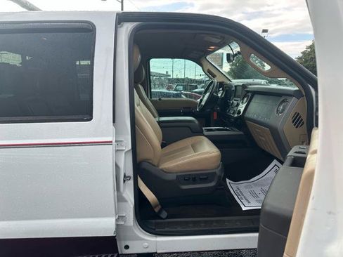 Used 2013 Ford F250 Lariat w/ Chrome Pkg AWD/4WD image 18