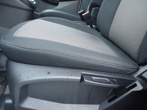 Used 2020 Ford Transit Connect XL image 22