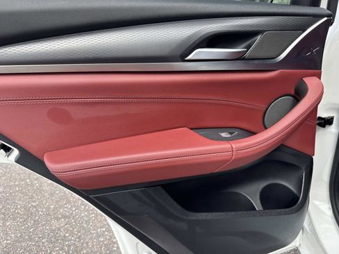 Certified 2025 BMW X4 xDrive30i w/ Premium Package image 12