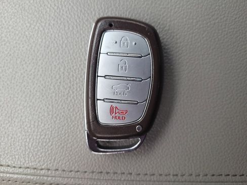 Used 2016 Hyundai Sonata Limited w/ Option Group 04 FWD image 32