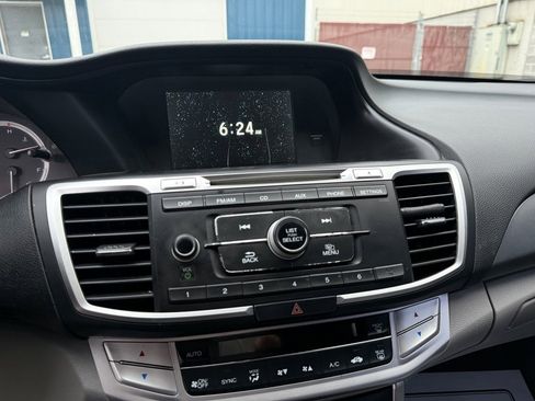 Used 2014 Honda Accord LX image 21