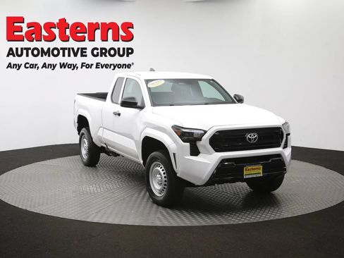 Used 2024 Toyota Tacoma SR RWD image 44