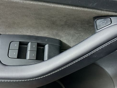 Used 2023 Tesla Model 3 Standard Range RWD image 15
