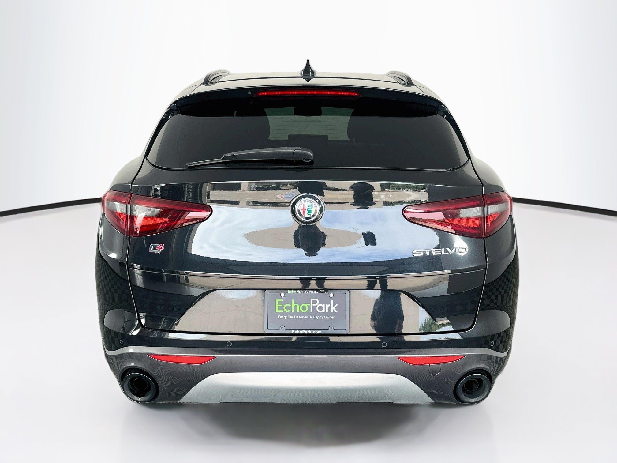 Used 2023 Alfa Romeo Stelvio Ti AWD/4WD image 7