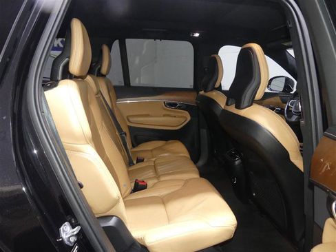 Used 2019 Volvo XC90 T6 Inscription w/ Luxury Package image 29