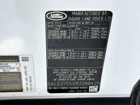 Used 2024 Land Rover Defender 110 X-Dynamic SE AWD/4WD image 36
