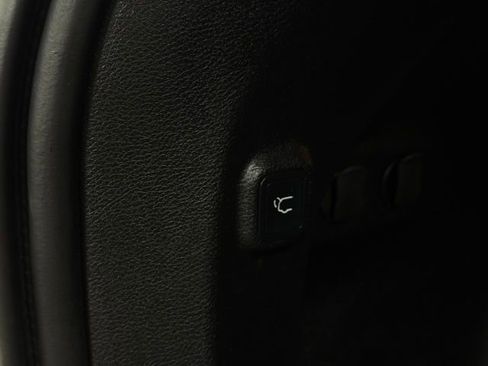 Certified 2022 Jeep Cherokee Limited image 14