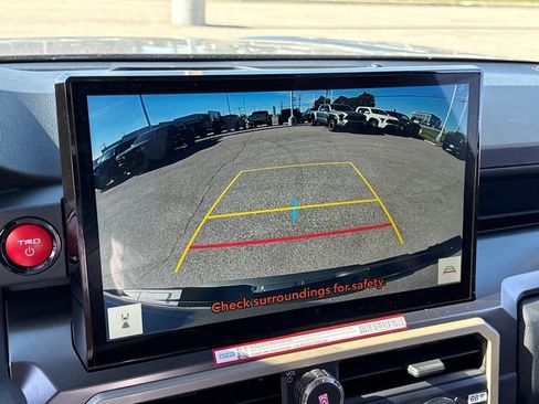 New 2025 Toyota Tacoma TRD Off-Road image 13