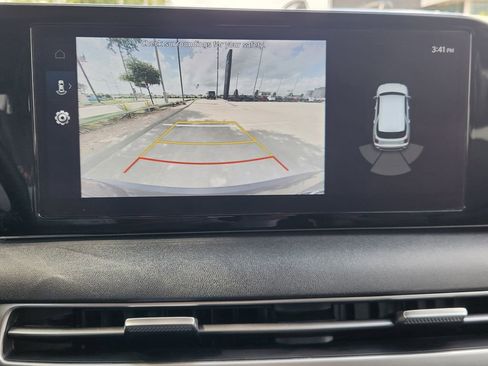 Used 2023 Hyundai Palisade SEL FWD image 17