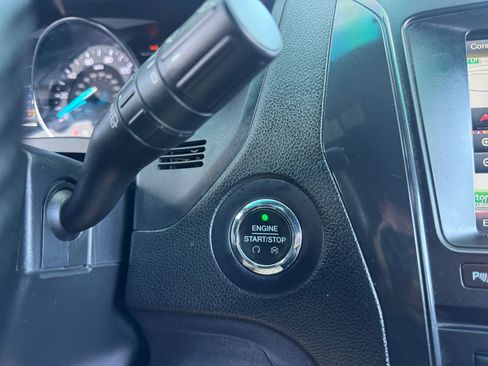 Used 2016 Ford Explorer XLT w/ Equipment Group 202A image 30