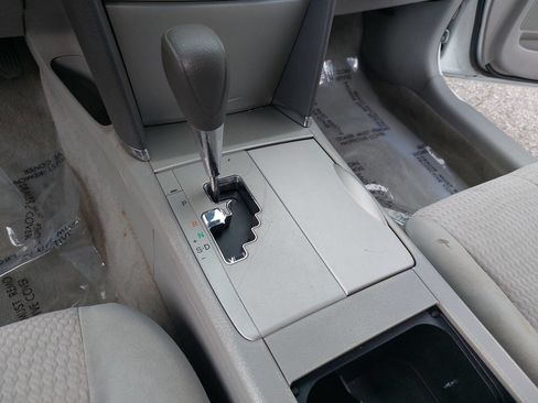 Used 2011 Toyota Camry LE w/ LE Extra-Value Pkg FWD image 23