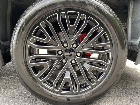 Used 2022 GMC Sierra 1500 Denali Ultimate AWD/4WD image 14