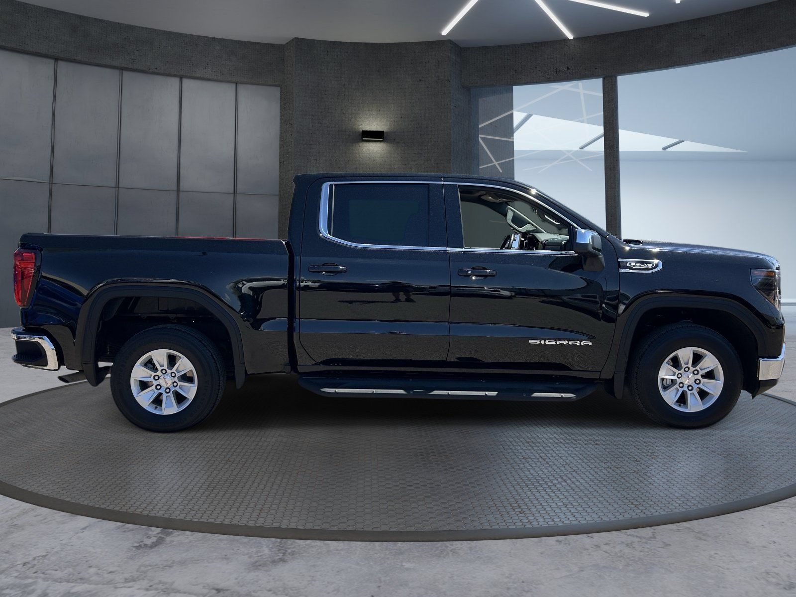 Certified 2025 GMC Sierra 1500 SLE RWD image 7