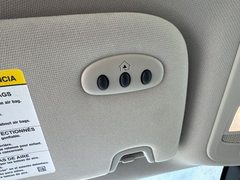 Used 2018 Ford Fusion Energi Titanium FWD image 28
