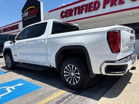 Used 2021 GMC Sierra 1500 AT4 w/ AT4 Premium Package AWD/4WD image 4