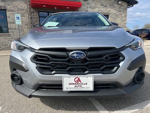 Used 2024 Subaru Crosstrek 2.0i AWD/4WD image 2