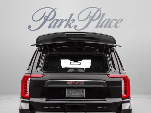 Used 2022 GMC Yukon SLT w/ SLT Premium Package AWD/4WD image 34