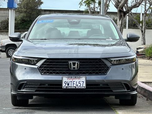 Used 2025 Honda Accord EX-L image 8