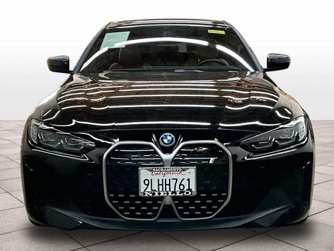 Used 2024 BMW i4 eDrive35 w/ Premium Package RWD image 3