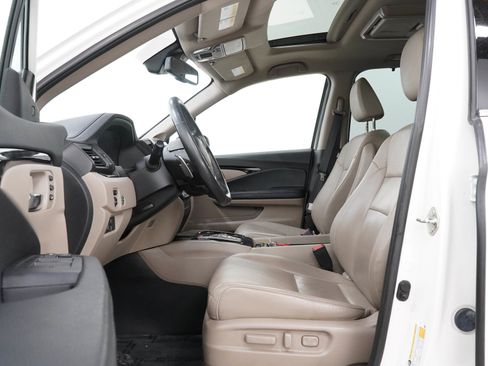 Used 2018 Honda Pilot Elite image 21
