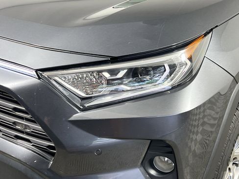 Used 2021 Toyota RAV4 Limited AWD/4WD image 12