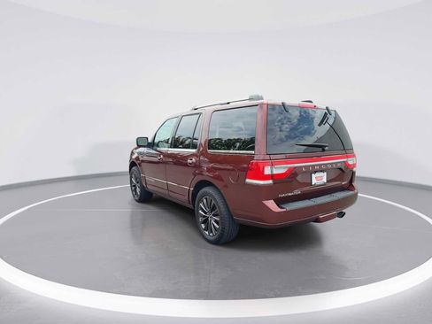 Used 2015 Lincoln Navigator 4WD image 6