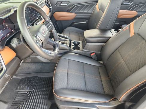 Used 2024 GMC Canyon AT4 w/ Technology Package AWD/4WD image 12