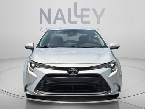 Used 2024 Toyota Corolla LE FWD image 8