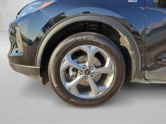 Used 2025 Ford Escape ST-Line Select AWD/4WD image 23