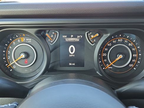 New 2025 Jeep Gladiator Sport image 22