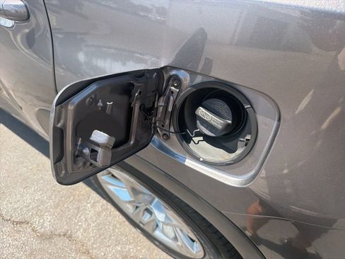 Used 2018 Toyota Highlander Limited AWD/4WD image 47