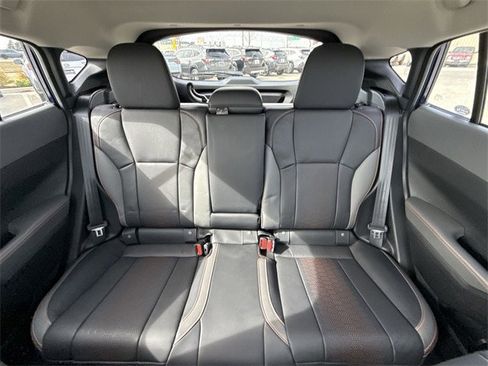 Used 2025 Subaru Crosstrek 2.5i Limited w/ Crosstrek Mirror Package image 22