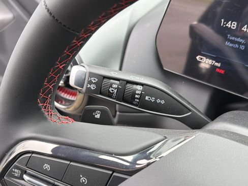 New 2026 Chevrolet Equinox EV RS image 19