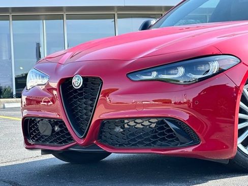 Used 2024 Alfa Romeo Giulia Sprint RWD image 36