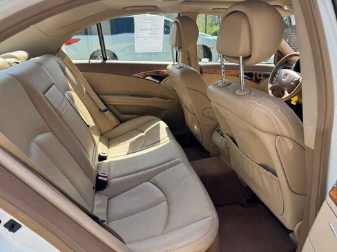 Used 2007 Mercedes-Benz E 350 Sedan image 10